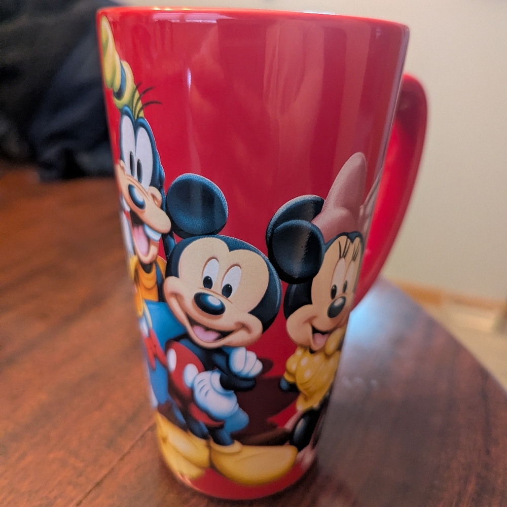 Large COFFEE CUP MUG Disney Mickey Mouse Minnie Donald Goofy Ceramic